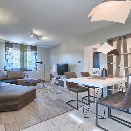 Modern Oasis Apartment Pula Buitenkant foto