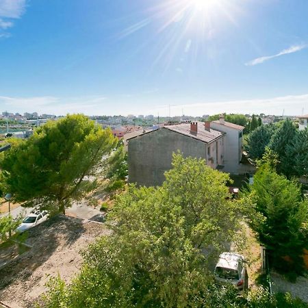 Modern Oasis Apartment Pula Buitenkant foto