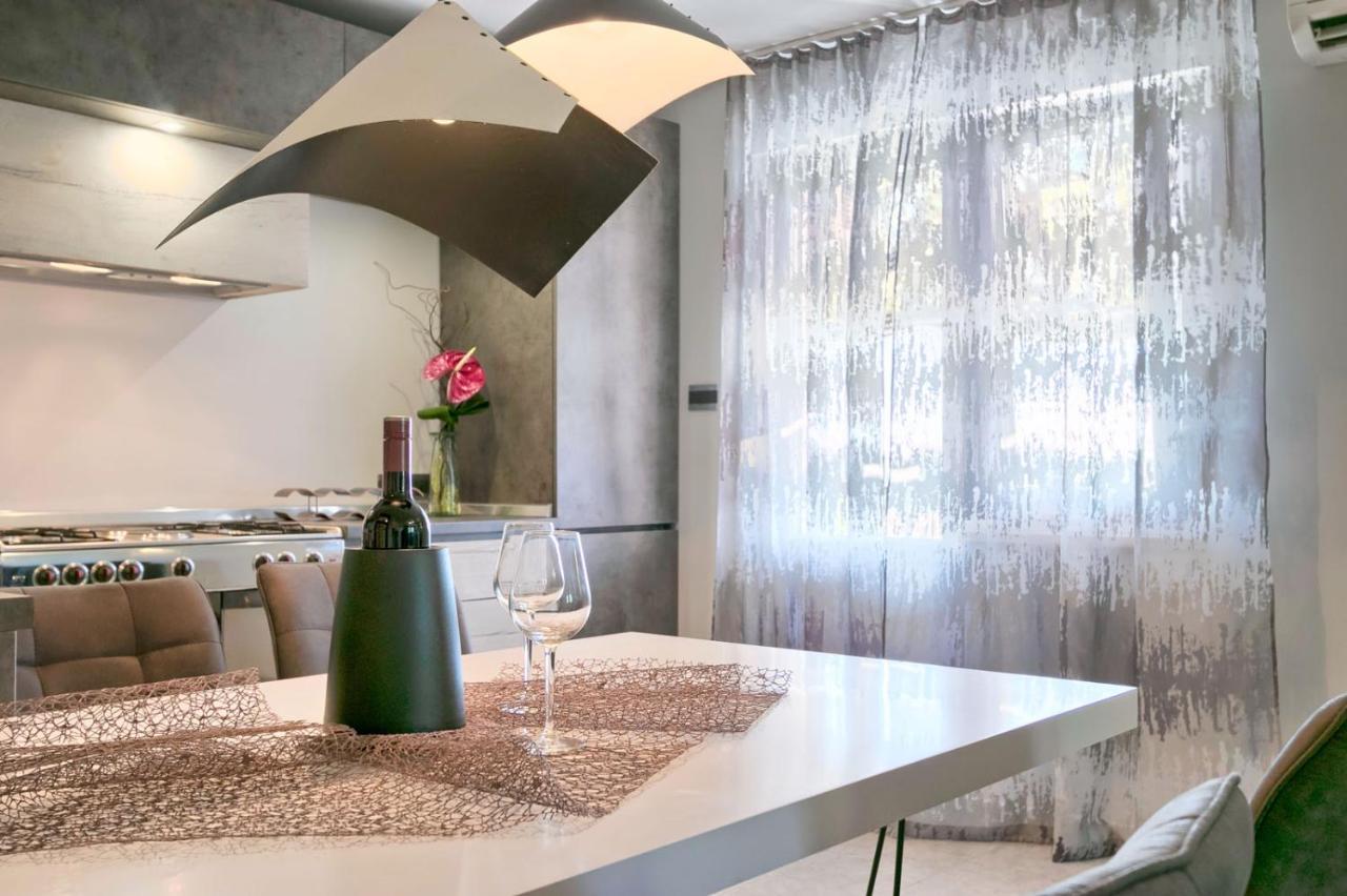 Modern Oasis Apartment Pula Buitenkant foto