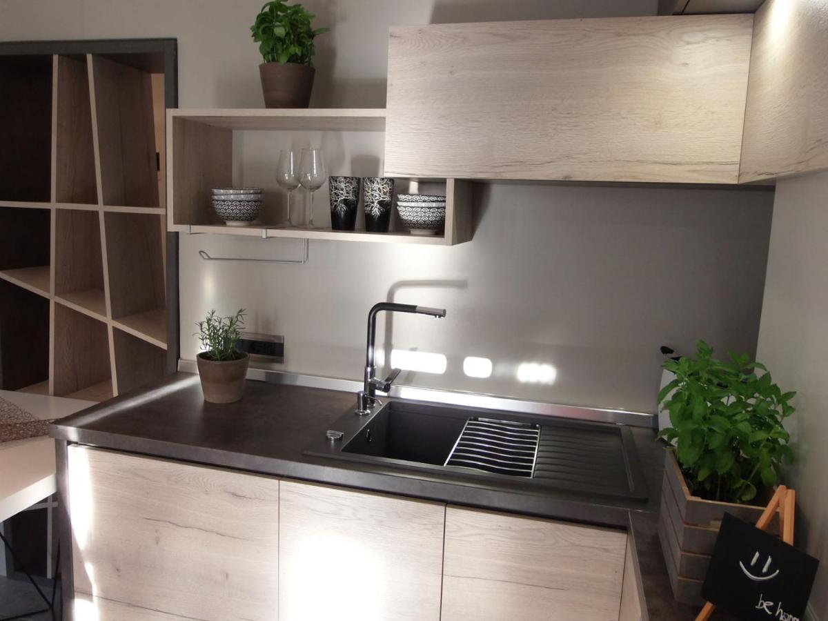 Modern Oasis Apartment Pula Buitenkant foto