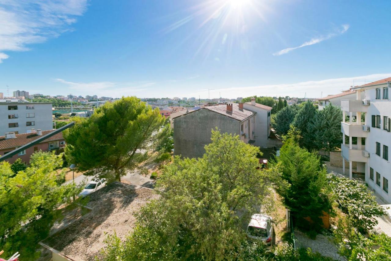 Modern Oasis Apartment Pula Buitenkant foto
