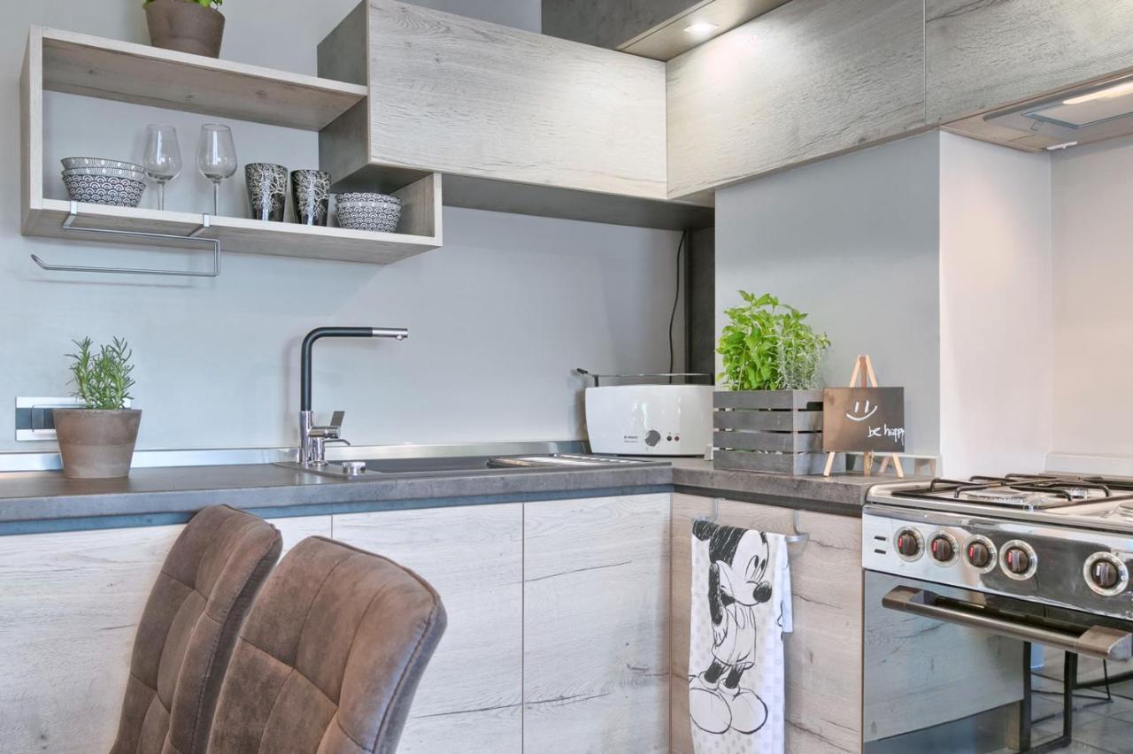 Modern Oasis Apartment Pula Buitenkant foto